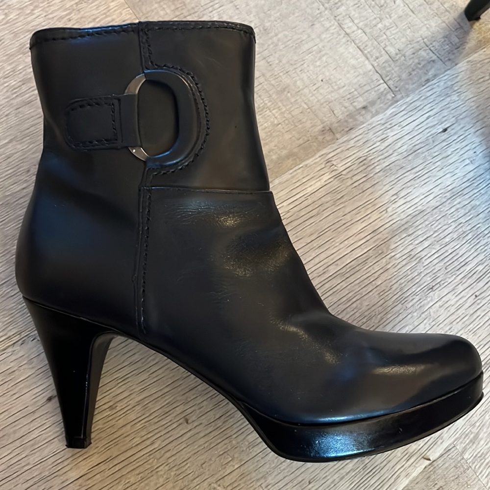 Nine West Booties 7M